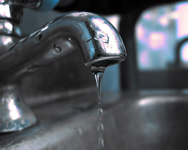 //www.cshelimeet.com/wp-content/uploads/2021/05/bigstock-Water-Faucet-Dripping-2751.jpg